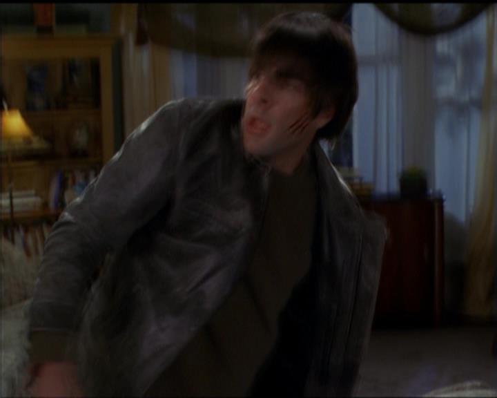 Charmed-Online-dot-518CatHouse0063.jpg Charmed-Online-dot-518CatHouse0063.jpg