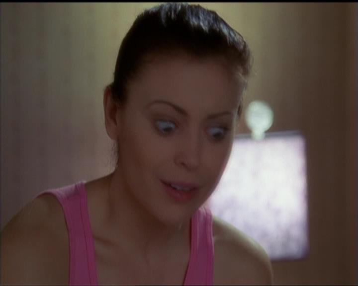 Charmed-Online-dot-518CatHouse0122.jpg Charmed-Online-dot-518CatHouse0122.jpg