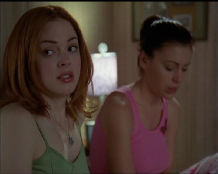 Charmed-Online-dot-518CatHouse0140.jpg Charmed-Online-dot-518CatHouse0140.jpg