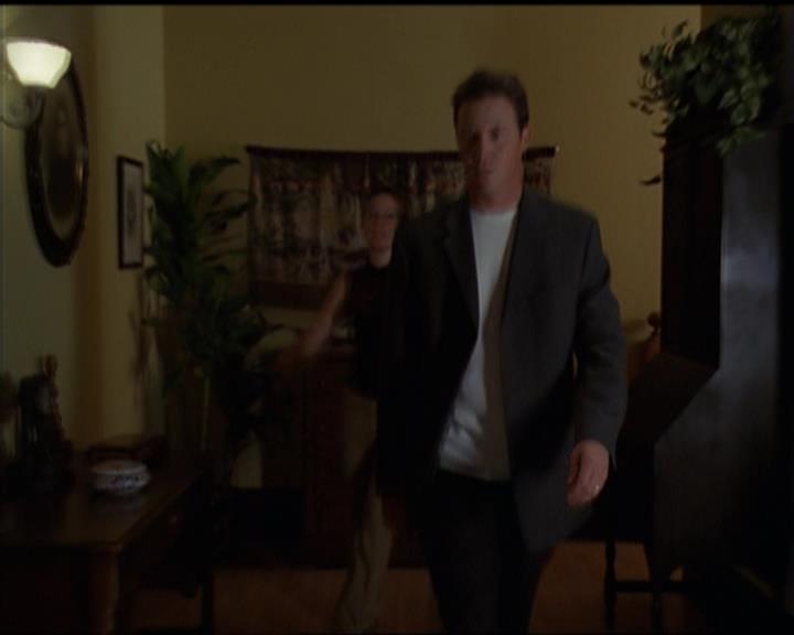 Charmed-Online-dot-518CatHouse0147.jpg Charmed-Online-dot-518CatHouse0147.jpg