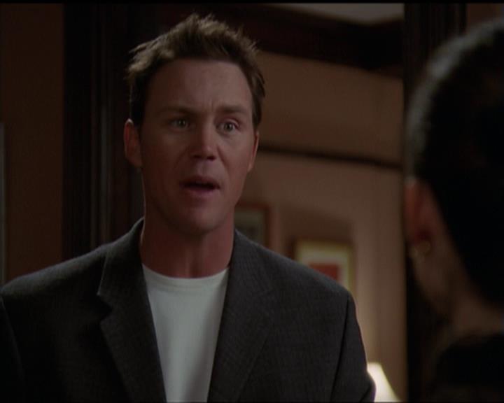 Charmed-Online-dot-518CatHouse0159.jpg Charmed-Online-dot-518CatHouse0159.jpg