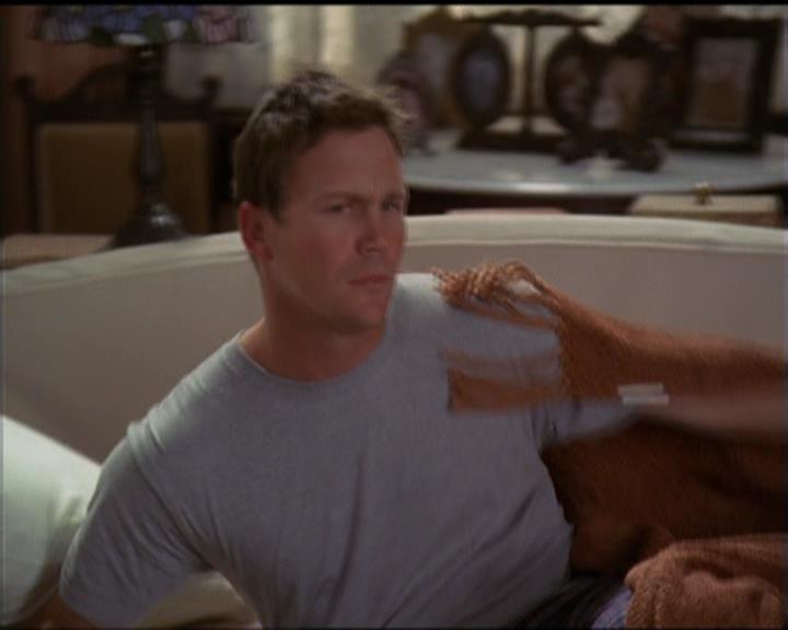 Charmed-Online-dot-518CatHouse0300.jpg Charmed-Online-dot-518CatHouse0300.jpg