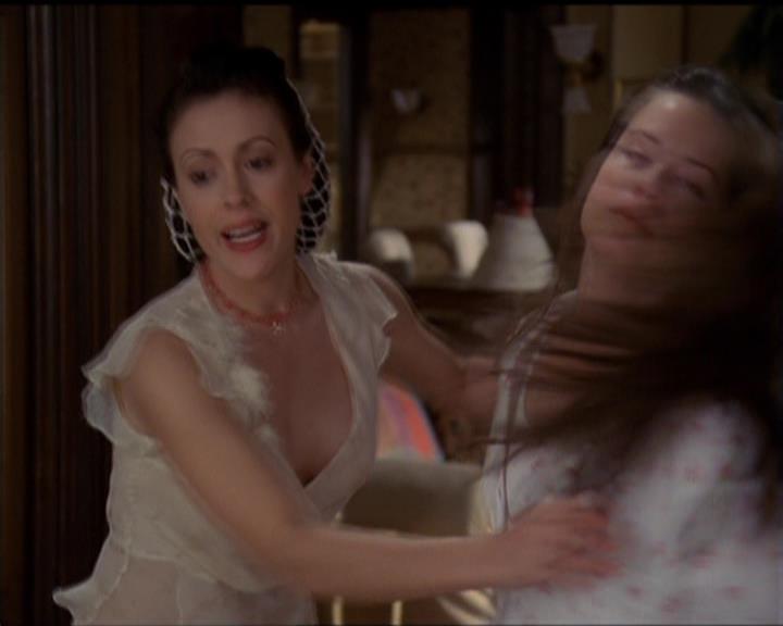 Charmed-Online-dot-518CatHouse0314.jpg Charmed-Online-dot-518CatHouse0314.jpg