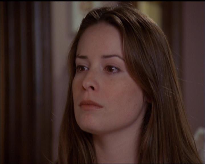 Charmed-Online-dot-518CatHouse0359.jpg Charmed-Online-dot-518CatHouse0359.jpg