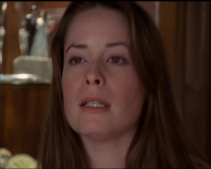 Charmed-Online-dot-518CatHouse0370.jpg Charmed-Online-dot-518CatHouse0370.jpg