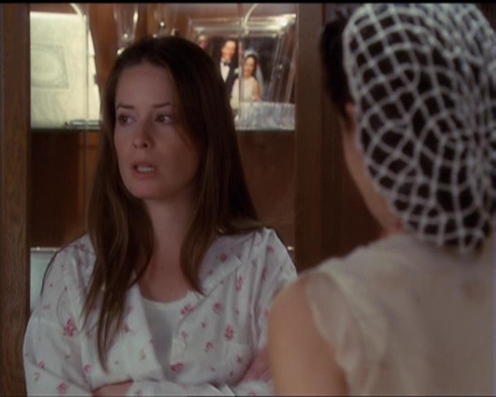 Charmed-Online-dot-518CatHouse0374.jpg Charmed-Online-dot-518CatHouse0374.jpg