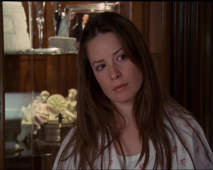 Charmed-Online-dot-518CatHouse0393.jpg Charmed-Online-dot-518CatHouse0393.jpg