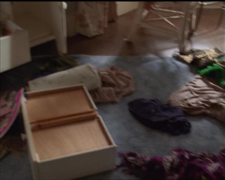 Charmed-Online-dot-518CatHouse0414.jpg Charmed-Online-dot-518CatHouse0414.jpg