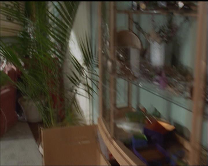 Charmed-Online-dot-518CatHouse0419.jpg Charmed-Online-dot-518CatHouse0419.jpg