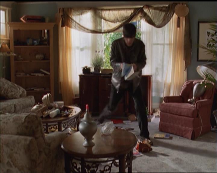 Charmed-Online-dot-518CatHouse0435.jpg Charmed-Online-dot-518CatHouse0435.jpg