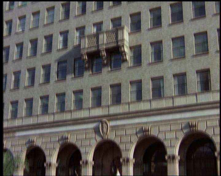 Charmed-Online-dot-518CatHouse0465.jpg Charmed-Online-dot-518CatHouse0465.jpg