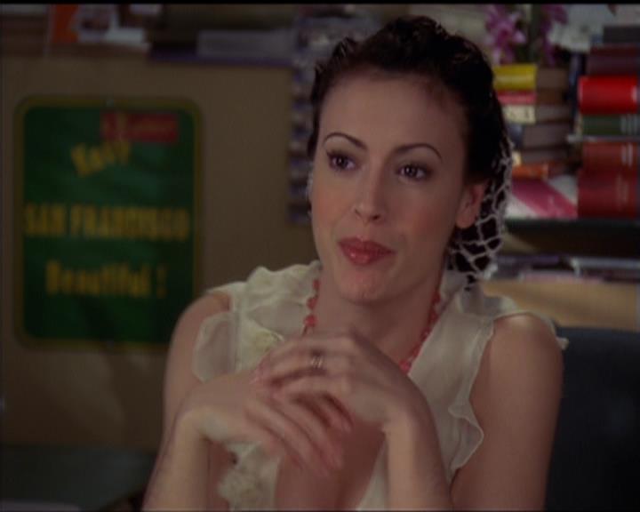 Charmed-Online-dot-518CatHouse0507.jpg Charmed-Online-dot-518CatHouse0507.jpg