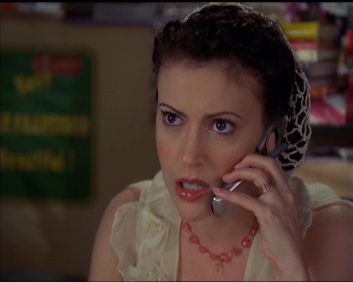 Charmed-Online-dot-518CatHouse0547.jpg Charmed-Online-dot-518CatHouse0547.jpg