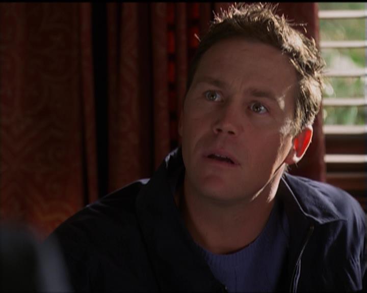 Charmed-Online-dot-518CatHouse0644.jpg Charmed-Online-dot-518CatHouse0644.jpg