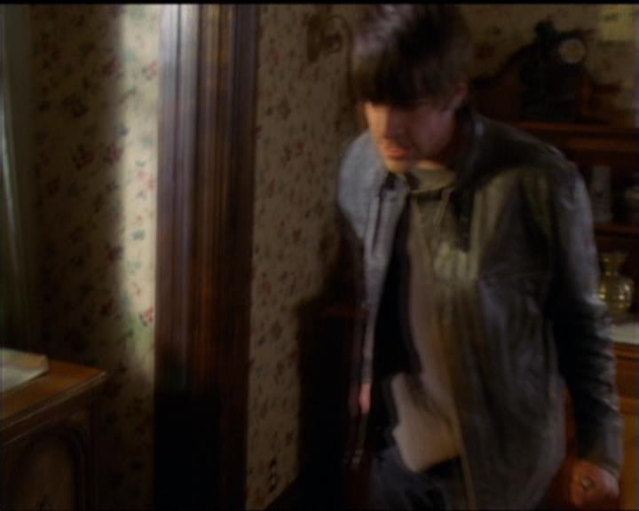 Charmed-Online-dot-518CatHouse0658.jpg Charmed-Online-dot-518CatHouse0658.jpg