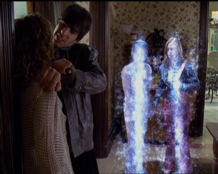 Charmed-Online-dot-518CatHouse0667.jpg Charmed-Online-dot-518CatHouse0667.jpg