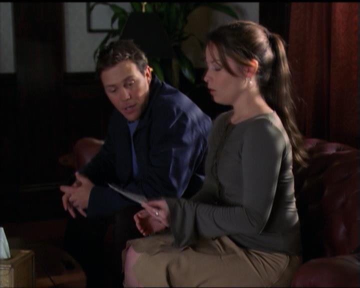 Charmed-Online-dot-518CatHouse0702.jpg Charmed-Online-dot-518CatHouse0702.jpg