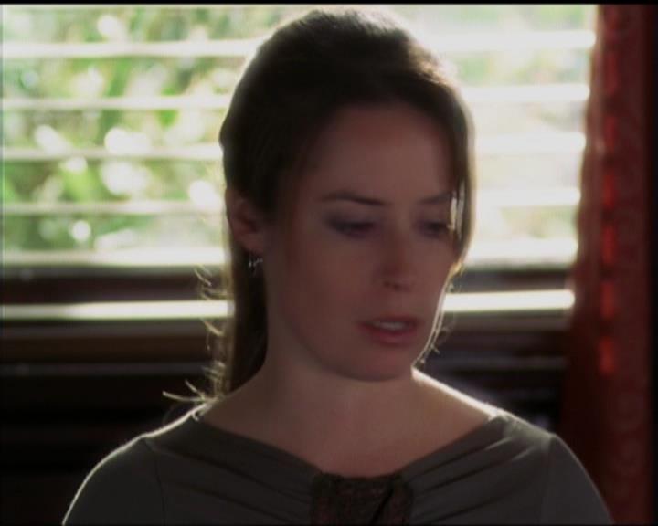 Charmed-Online-dot-518CatHouse0708.jpg Charmed-Online-dot-518CatHouse0708.jpg