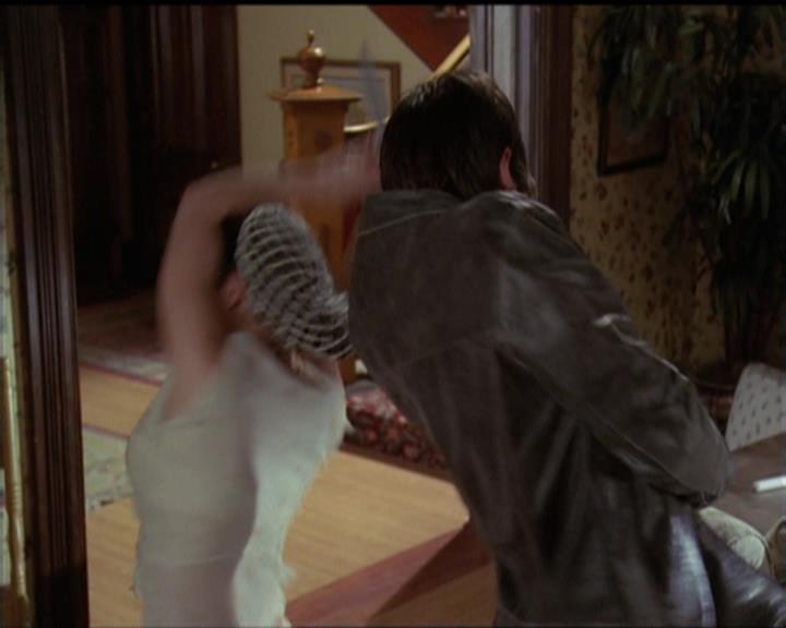 Charmed-Online-dot-518CatHouse0745.jpg Charmed-Online-dot-518CatHouse0745.jpg