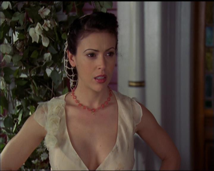 Charmed-Online-dot-518CatHouse0762.jpg Charmed-Online-dot-518CatHouse0762.jpg