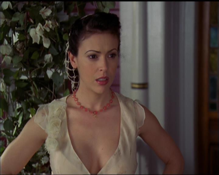 Charmed-Online-dot-518CatHouse0763.jpg Charmed-Online-dot-518CatHouse0763.jpg