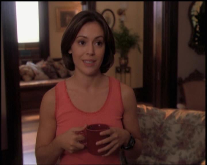 Charmed-Online-dot-518CatHouse0815.jpg Charmed-Online-dot-518CatHouse0815.jpg