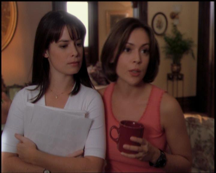 Charmed-Online-dot-518CatHouse0826.jpg Charmed-Online-dot-518CatHouse0826.jpg