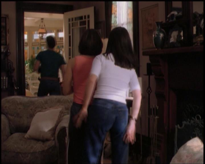 Charmed-Online-dot-518CatHouse0849.jpg Charmed-Online-dot-518CatHouse0849.jpg