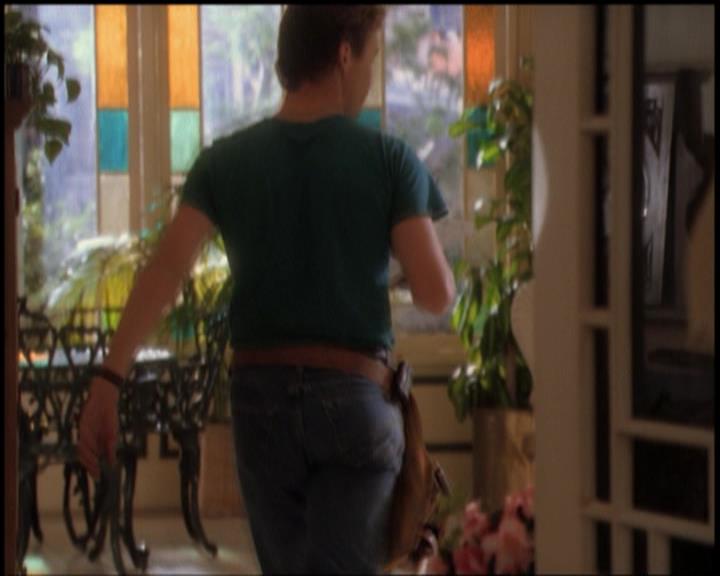 Charmed-Online-dot-518CatHouse0851.jpg Charmed-Online-dot-518CatHouse0851.jpg