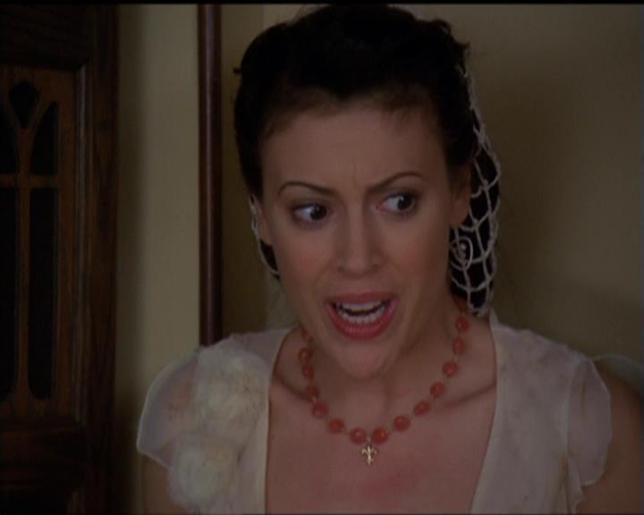 Charmed-Online-dot-518CatHouse0865.jpg Charmed-Online-dot-518CatHouse0865.jpg