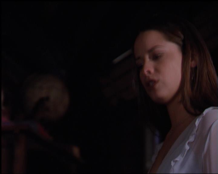 Charmed-Online-dot-518CatHouse0956.jpg Charmed-Online-dot-518CatHouse0956.jpg