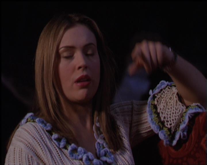 Charmed-Online-dot-518CatHouse0965.jpg Charmed-Online-dot-518CatHouse0965.jpg