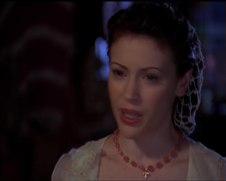 Charmed-Online-dot-518CatHouse1066.jpg Charmed-Online-dot-518CatHouse1066.jpg