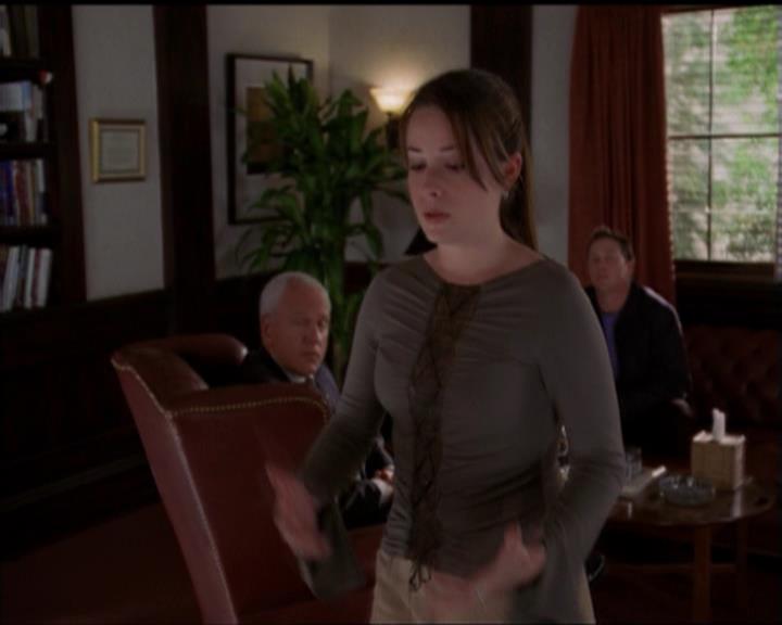 Charmed-Online-dot-518CatHouse1105.jpg Charmed-Online-dot-518CatHouse1105.jpg