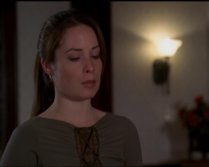 Charmed-Online-dot-518CatHouse1122.jpg Charmed-Online-dot-518CatHouse1122.jpg