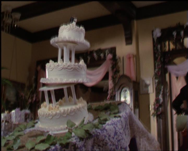 Charmed-Online-dot-518CatHouse1147.jpg Charmed-Online-dot-518CatHouse1147.jpg