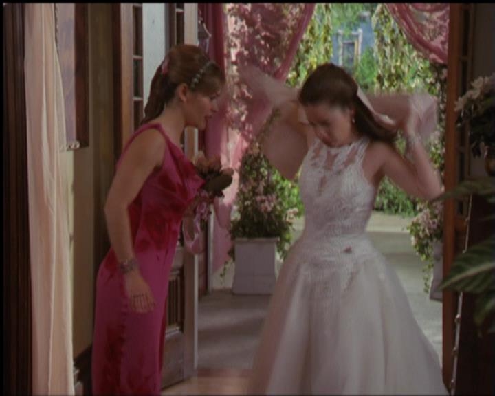 Charmed-Online-dot-518CatHouse1173.jpg Charmed-Online-dot-518CatHouse1173.jpg