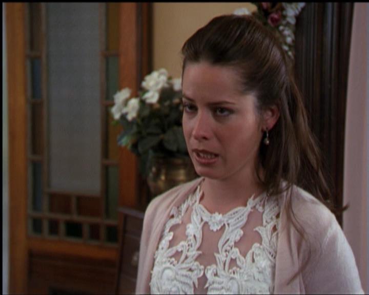 Charmed-Online-dot-518CatHouse1193.jpg Charmed-Online-dot-518CatHouse1193.jpg