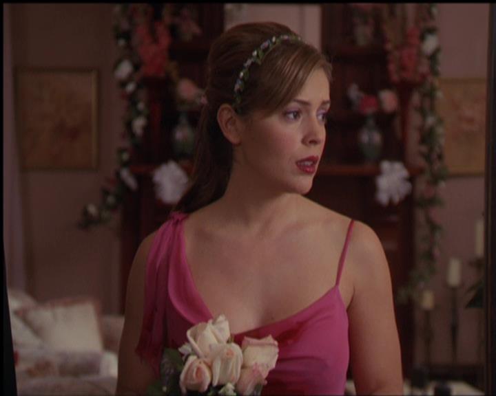 Charmed-Online-dot-518CatHouse1202.jpg Charmed-Online-dot-518CatHouse1202.jpg