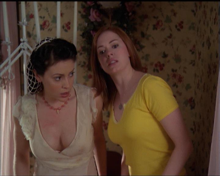 Charmed-Online-dot-518CatHouse1214.jpg Charmed-Online-dot-518CatHouse1214.jpg