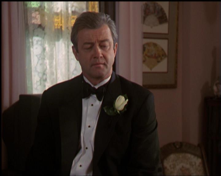 Charmed-Online-dot-518CatHouse1217.jpg Charmed-Online-dot-518CatHouse1217.jpg