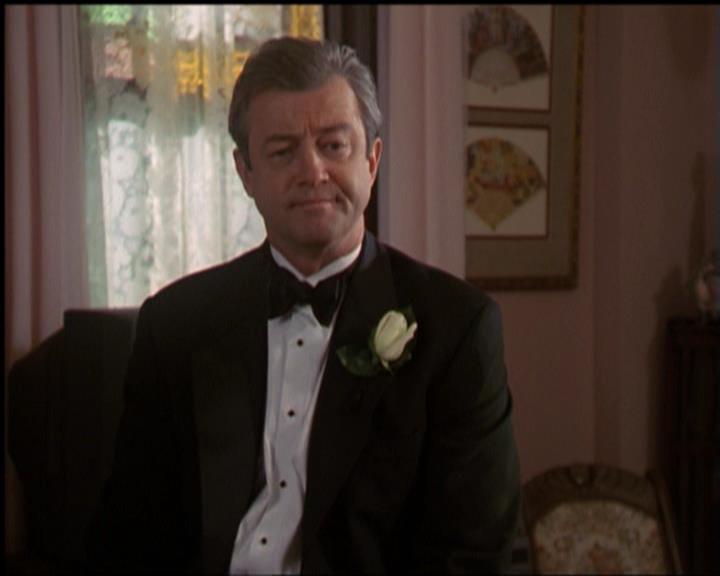 Charmed-Online-dot-518CatHouse1218.jpg Charmed-Online-dot-518CatHouse1218.jpg