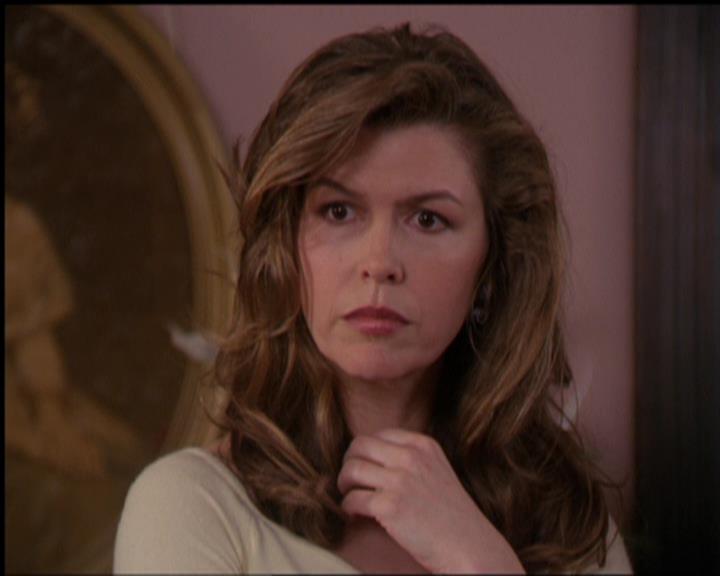 Charmed-Online-dot-518CatHouse1225.jpg Charmed-Online-dot-518CatHouse1225.jpg