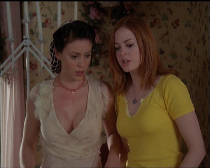 Charmed-Online-dot-518CatHouse1271.jpg Charmed-Online-dot-518CatHouse1271.jpg