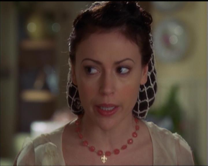 Charmed-Online-dot-518CatHouse1341.jpg Charmed-Online-dot-518CatHouse1341.jpg