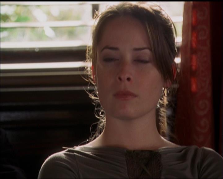 Charmed-Online-dot-518CatHouse1388.jpg Charmed-Online-dot-518CatHouse1388.jpg