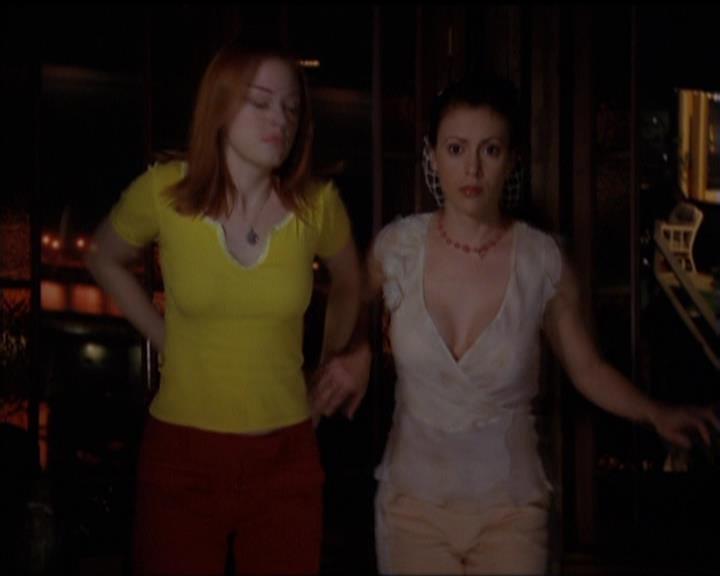 Charmed-Online-dot-518CatHouse1400.jpg Charmed-Online-dot-518CatHouse1400.jpg