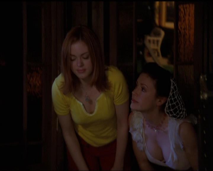 Charmed-Online-dot-518CatHouse1481.jpg Charmed-Online-dot-518CatHouse1481.jpg