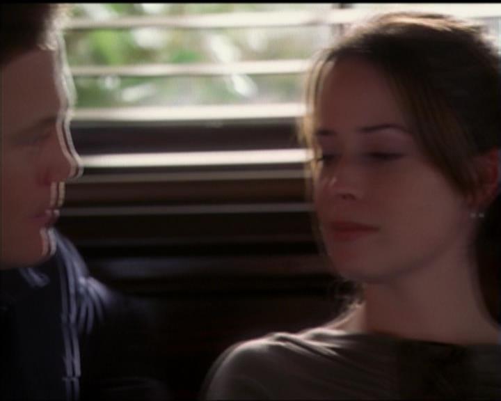 Charmed-Online-dot-518CatHouse1488.jpg Charmed-Online-dot-518CatHouse1488.jpg