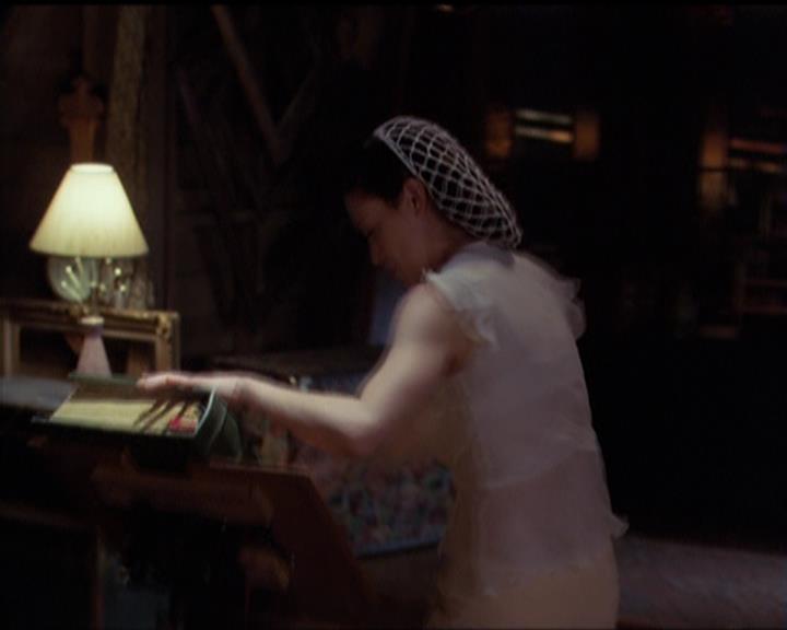 Charmed-Online-dot-518CatHouse1561.jpg Charmed-Online-dot-518CatHouse1561.jpg